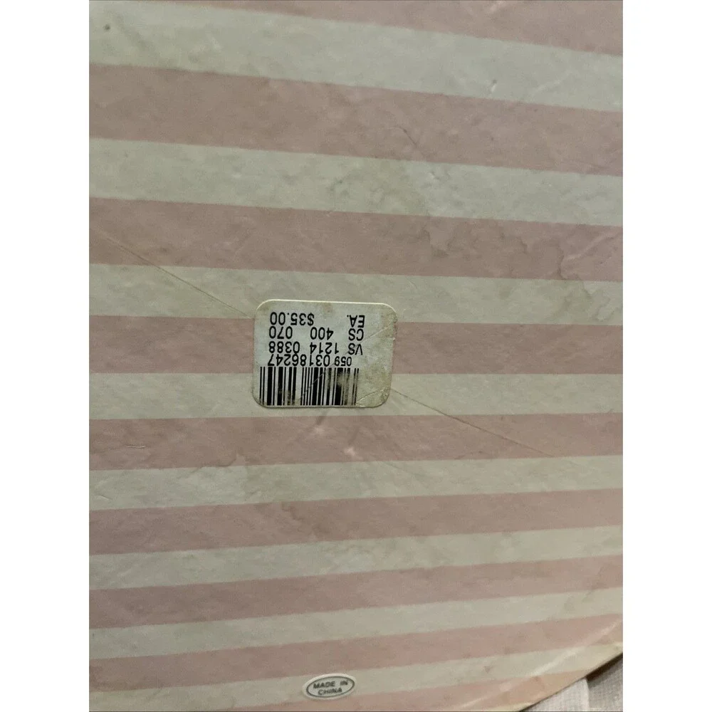 Damaged Faded Vintage Victoria’s Secret Small Hat Box Or Display Prop